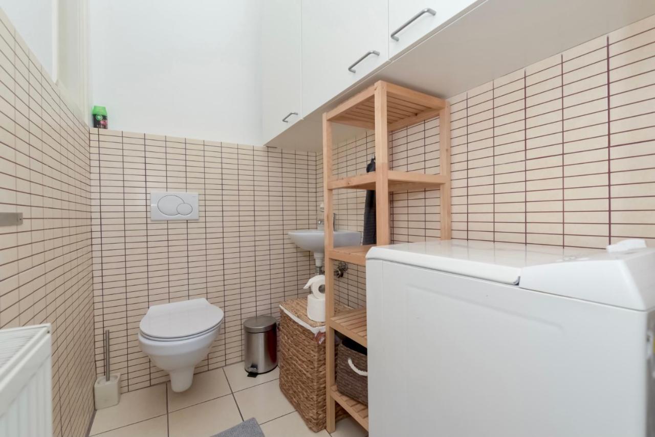 Corvina Apartment Budapest With Free Private Parking Exterior foto